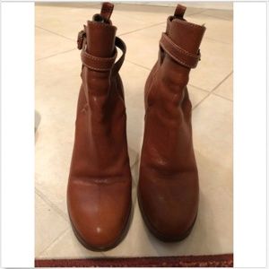 EUC J. Crew Ankle Booties Cognac Brown SZ 8.5